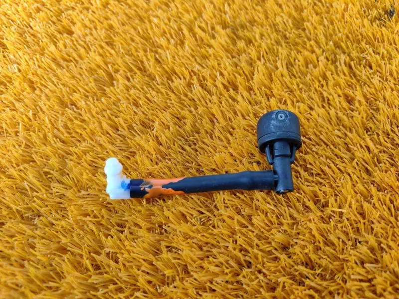 Форсунка стеклоомывателя