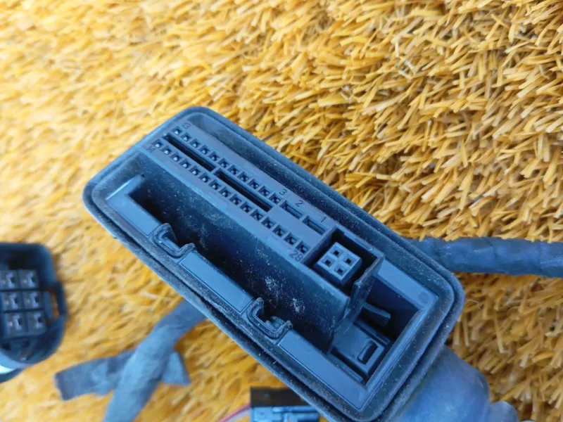 Проводка двери