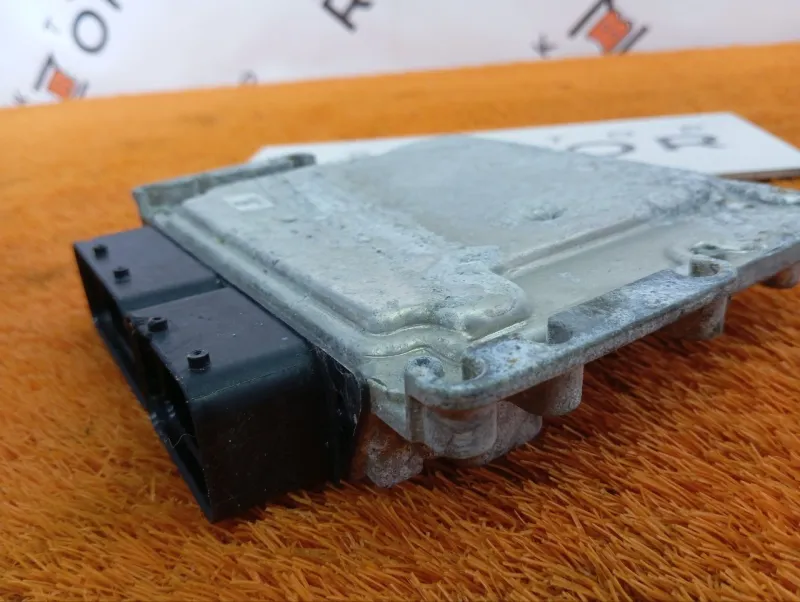 Блок управления двигателем