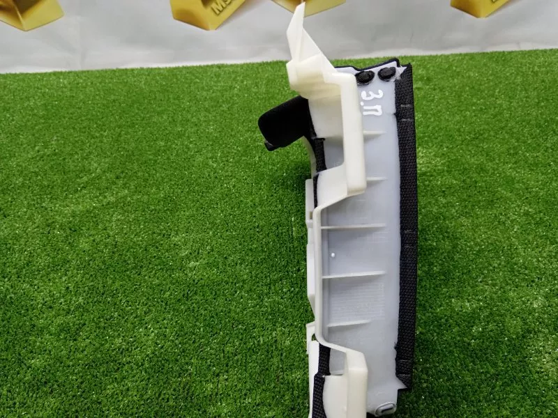 Накладка на стойку кузова