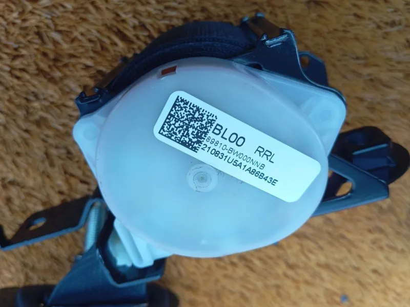 Ремень безопасности