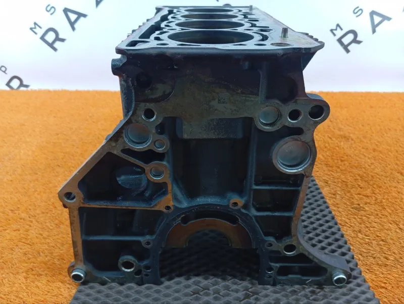 Блок цилиндров