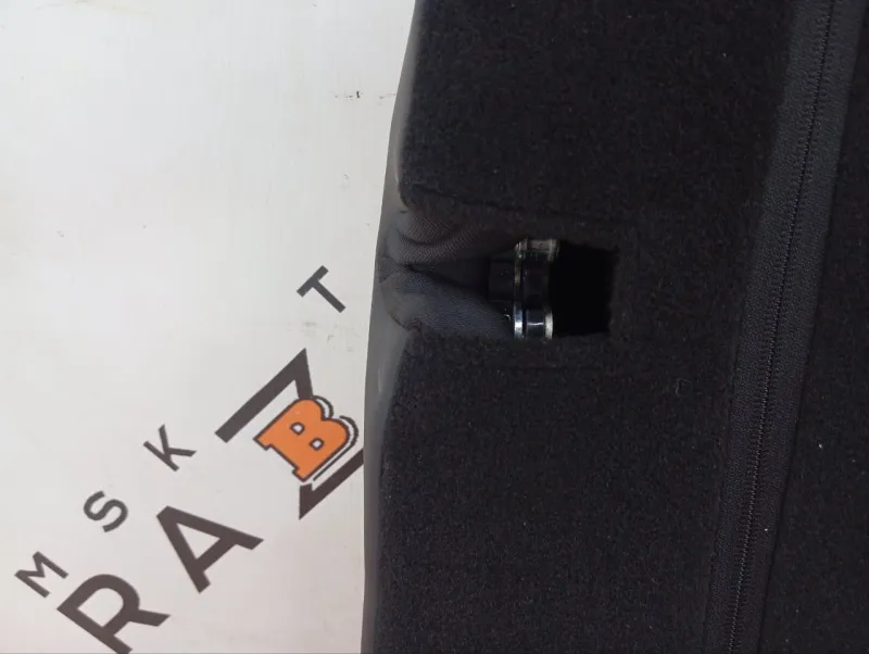 Спинка сиденья