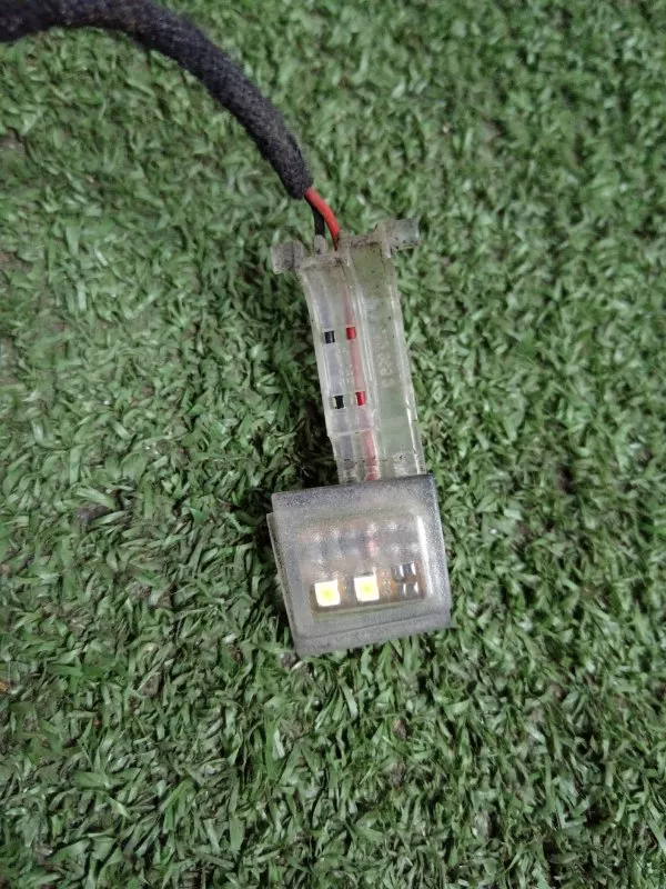 Подсветка двери BMW X5 2008 63177184660 E70, передняя правая