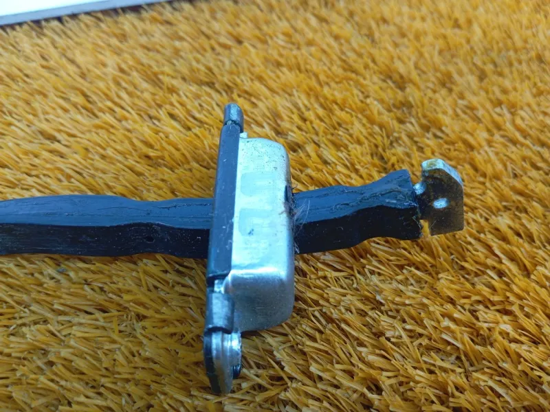 Ограничитель двери