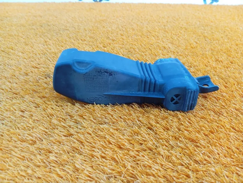 Ограничитель двери