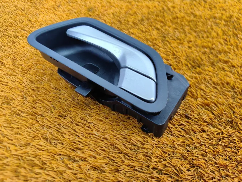 Ручка двери внутренняя