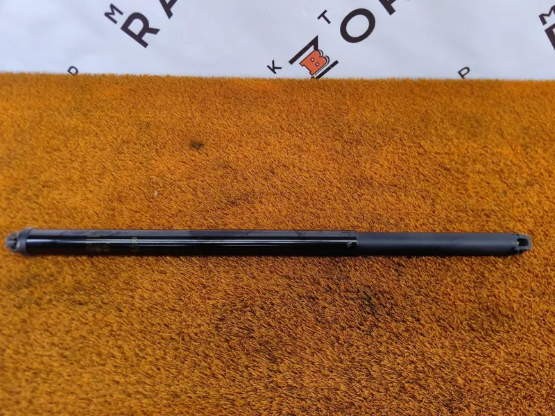 Амортизатор крышки багажника