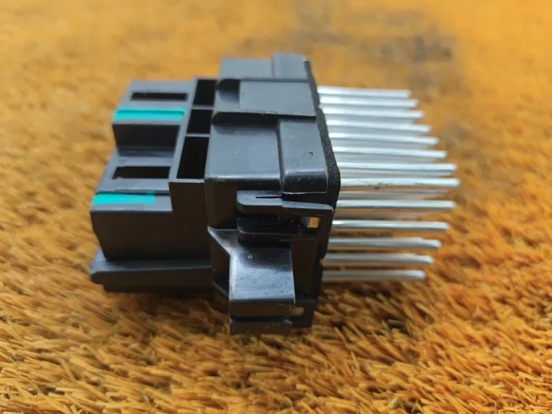 Резистор отопителя