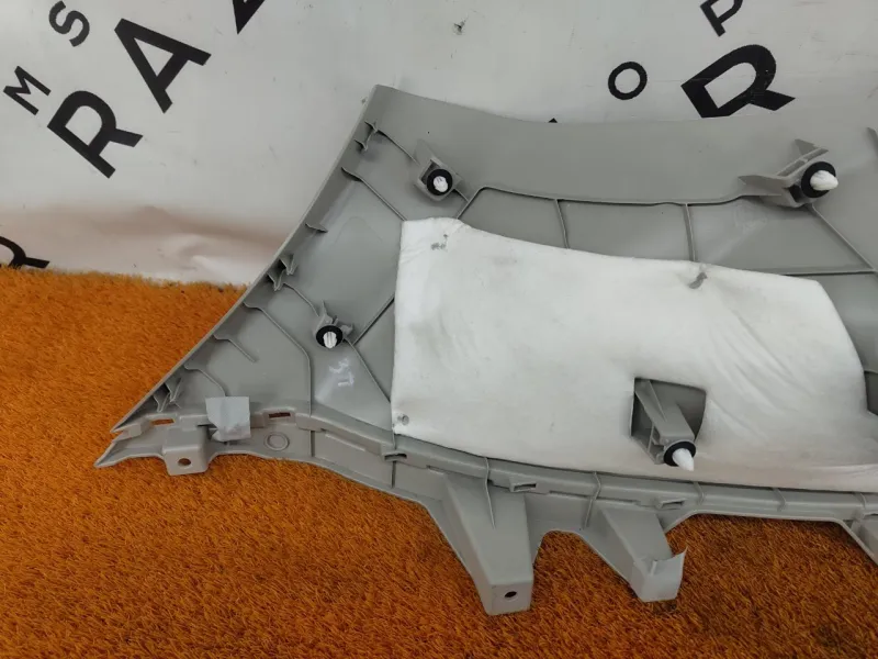 Накладка на стойку кузова