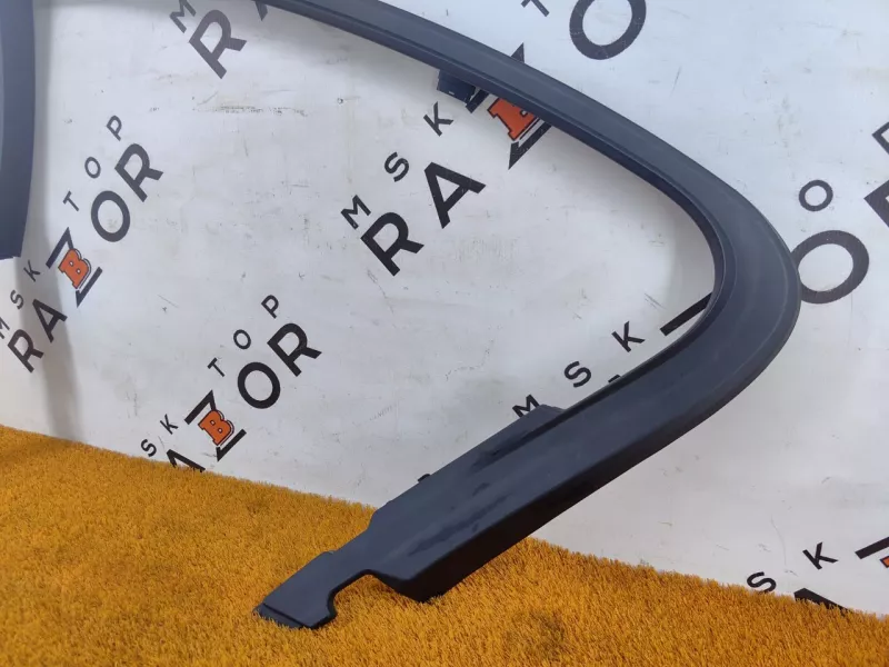 Молдинг двери