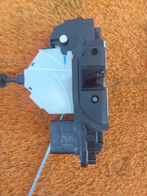 Замок двери