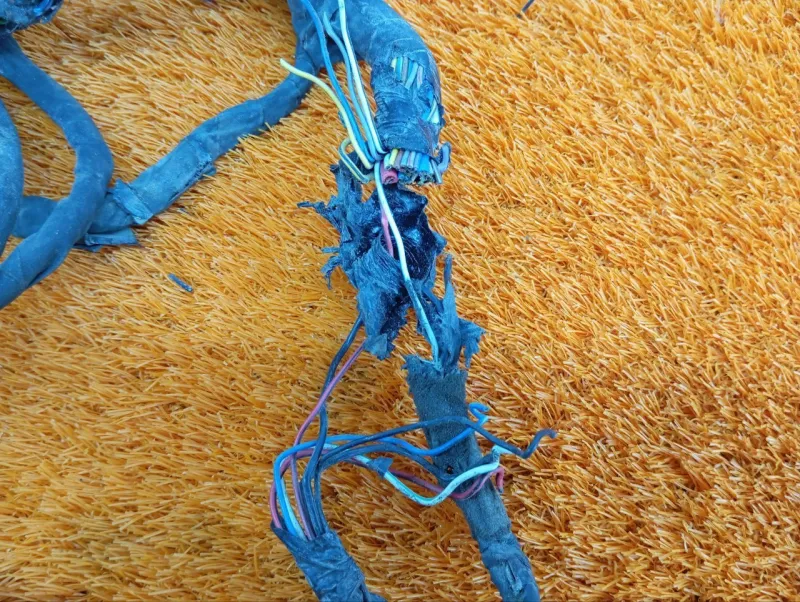 Проводка подкапотная