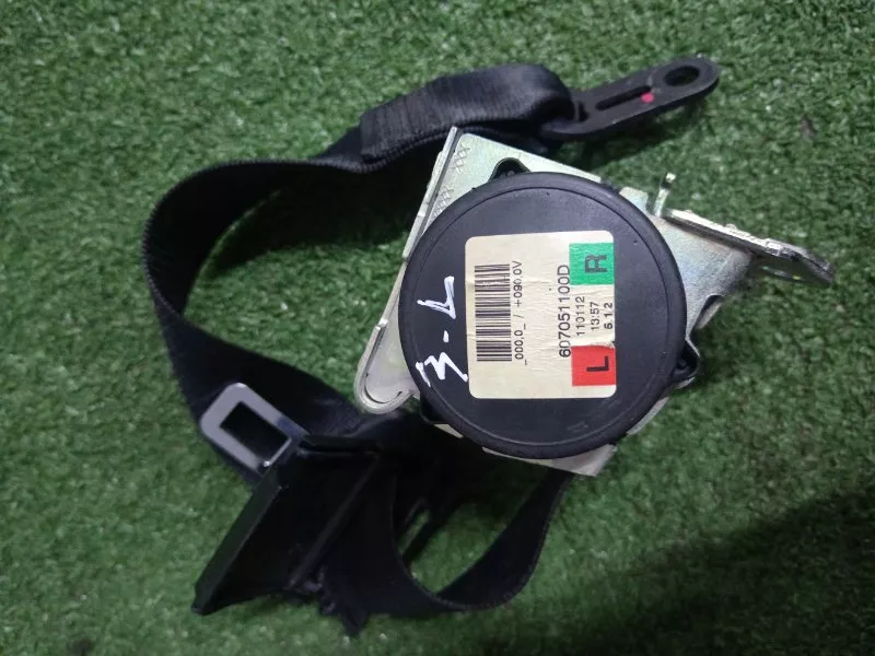 Ремень безопасности