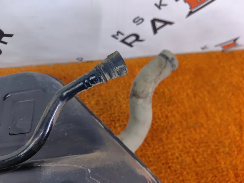 Бак топливный