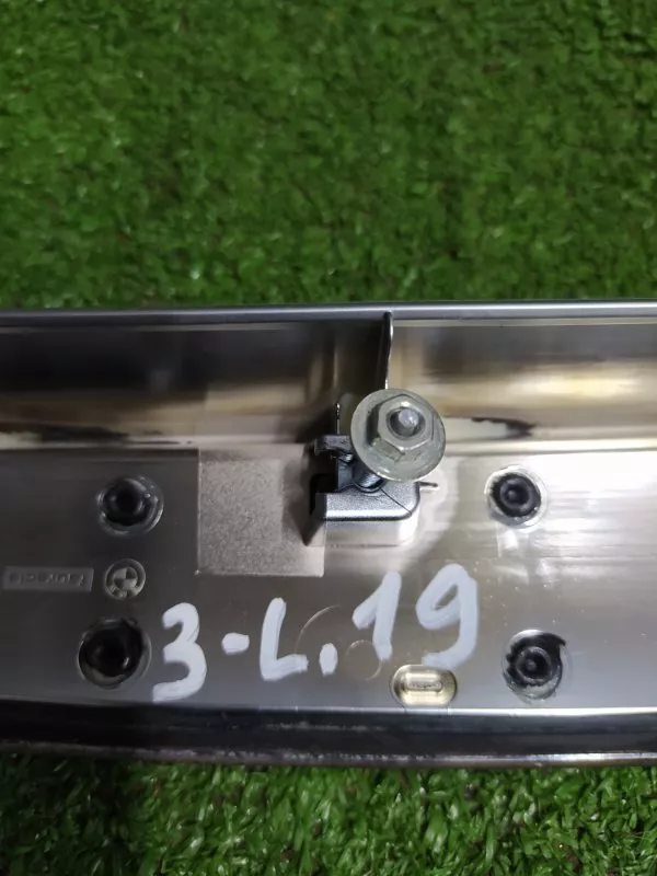 Накладка двери декоративная