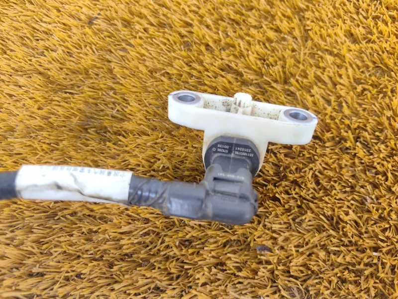 Датчик положения коленвала