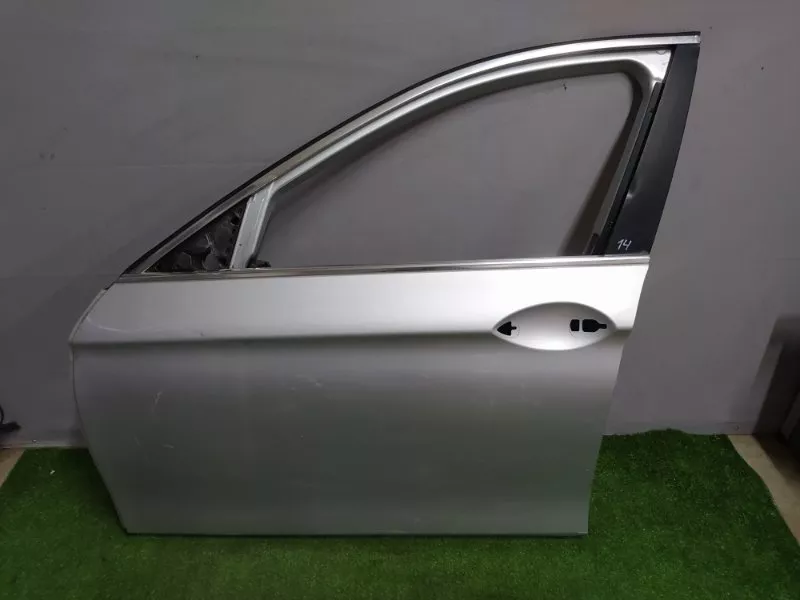 Дверь BMW 5-Series 2011 41007206107 F10, передняя левая