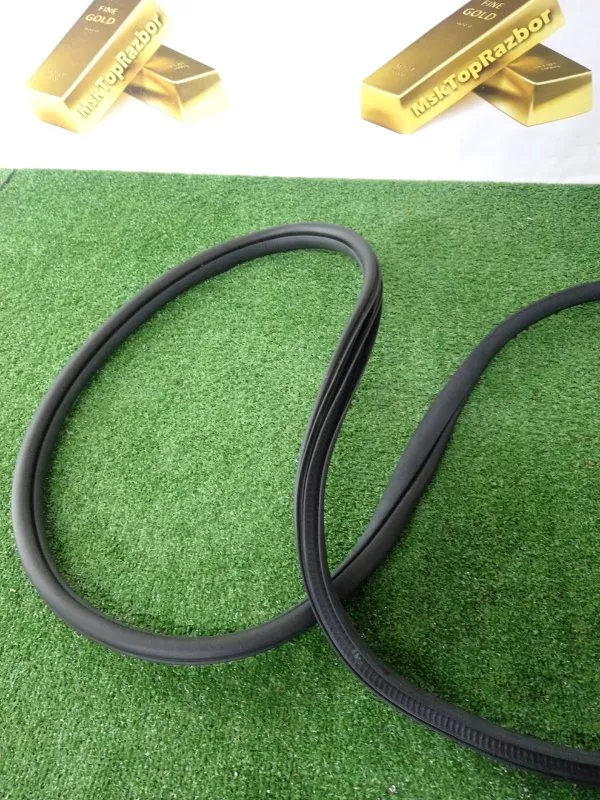 Уплотнитель проема двери