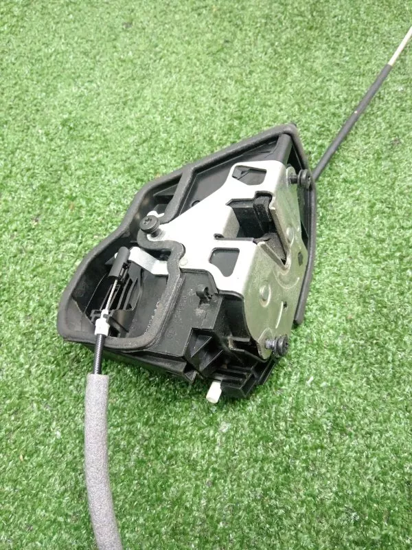 Замок двери