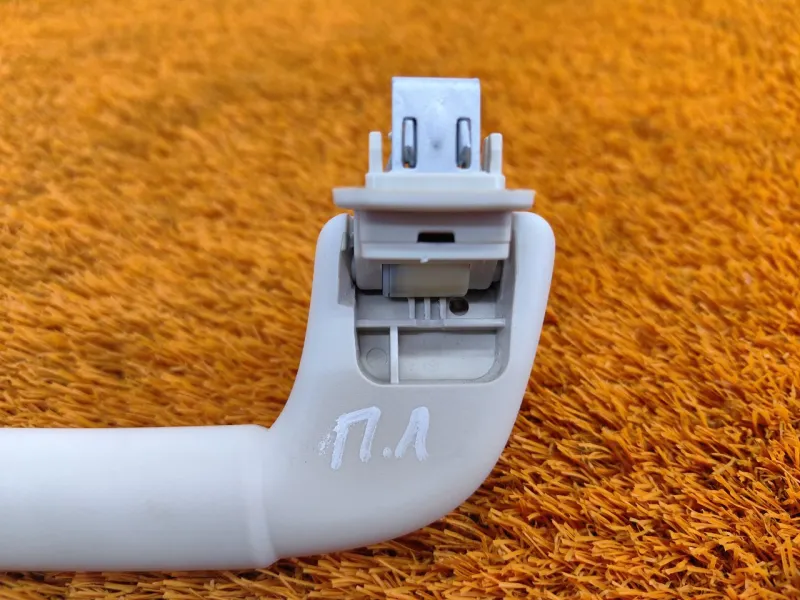 Ручка потолка