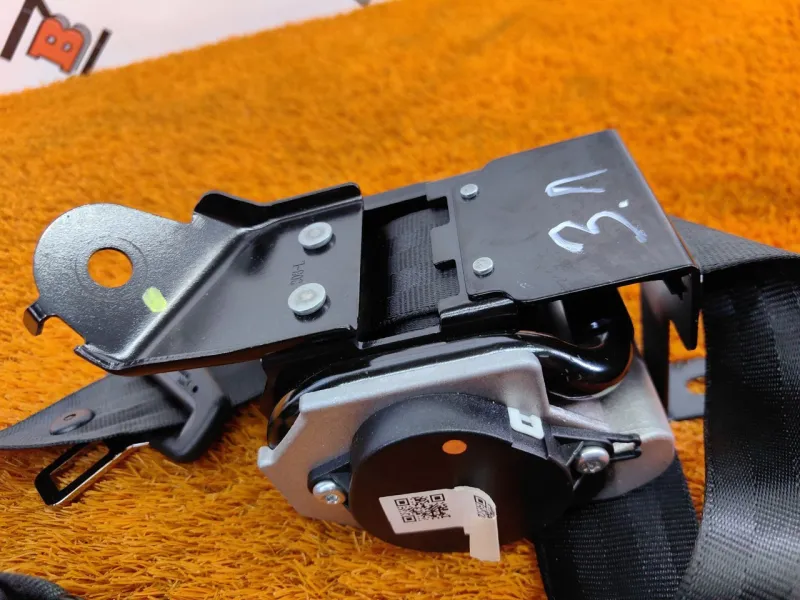 Ремень безопасности