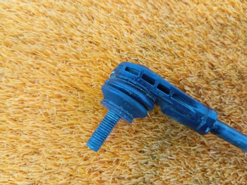 Стойка стабилизатора