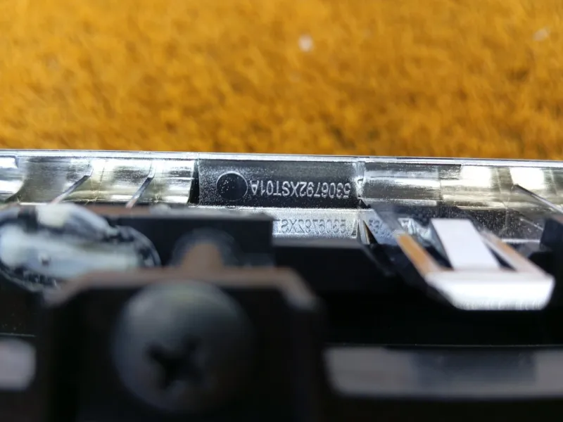 Накладка на торпедо