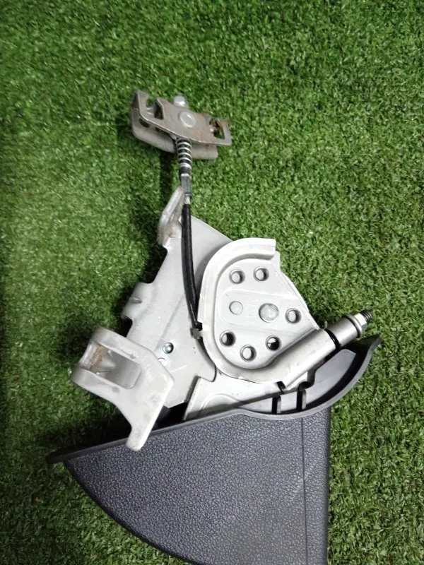 Рычаг стояночного тормоза