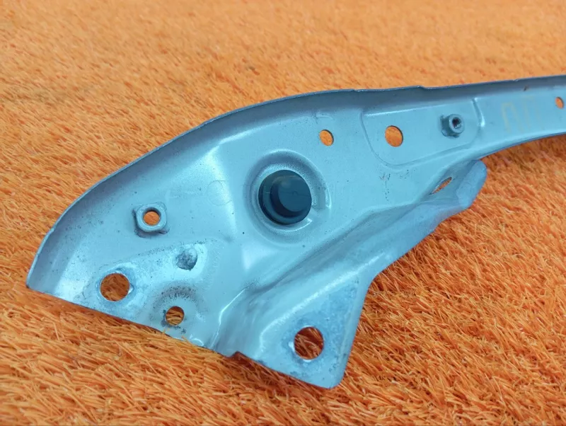 Крепление фары