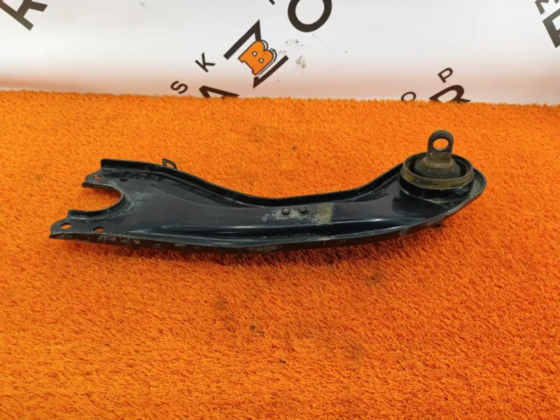 Рычаг подвески