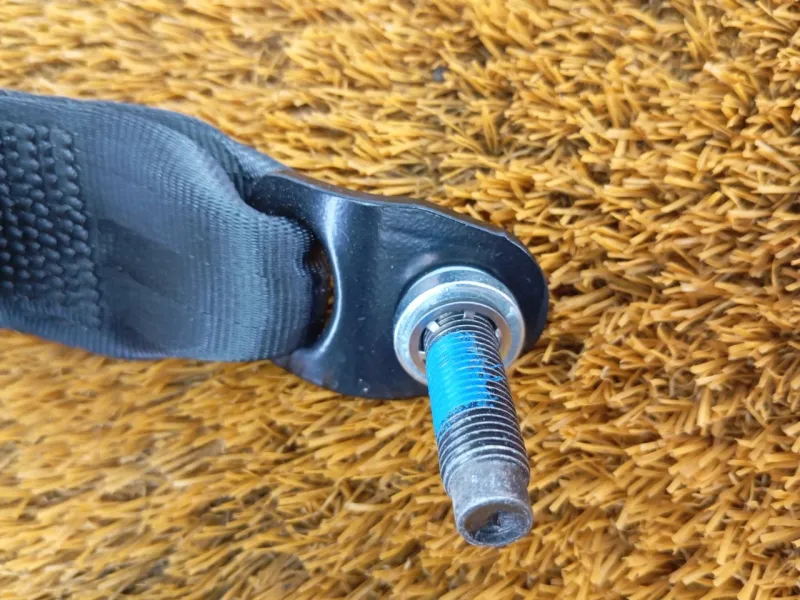 Ремень безопасности