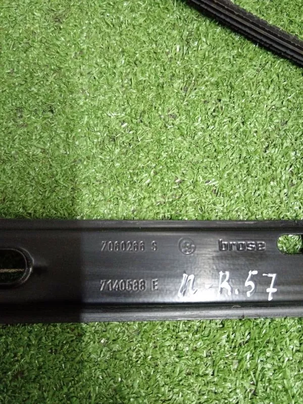 Стеклоподъемник BMW 3-Series 2007 7140588 E90, передний правый