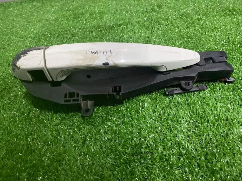 Ручка двери наружняя