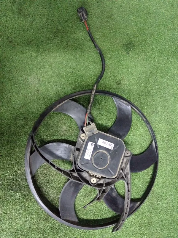 Вентилятор Радиатора BMW X1 2011 67327588974 E84 N47D20C 75397700