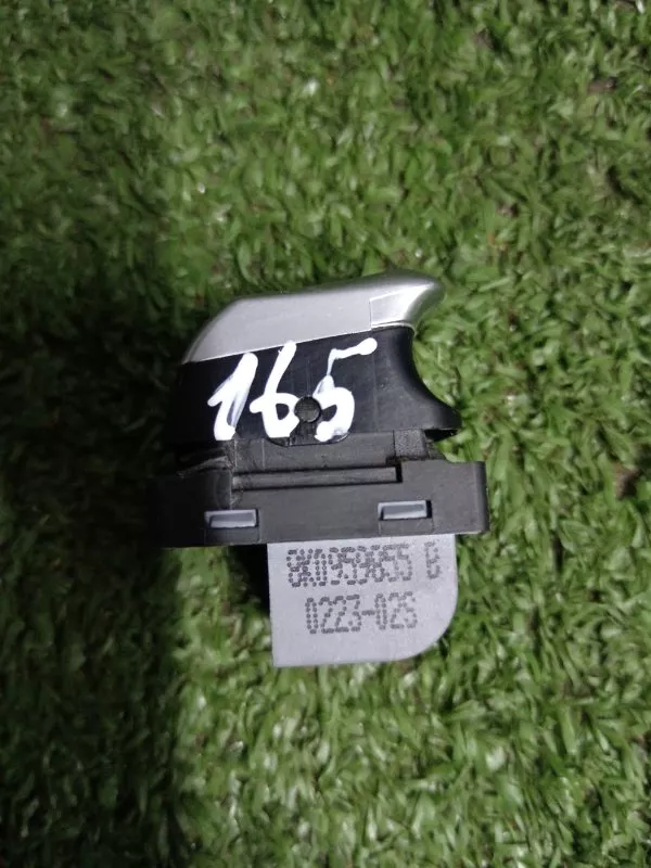 Кнопка стеклоподъемника