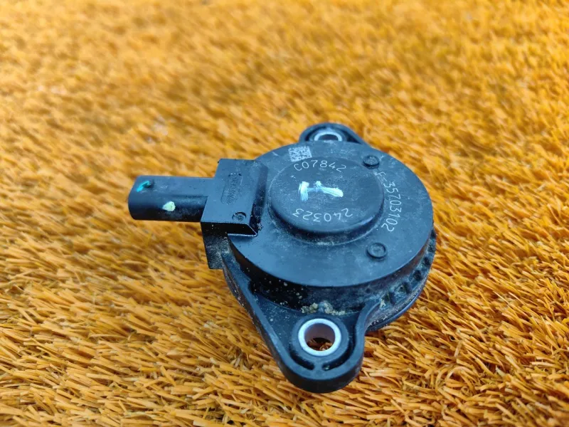 Клапан электромагн. изменения фаз ГРМ