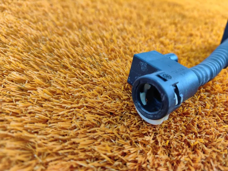 Трубка картерных газов