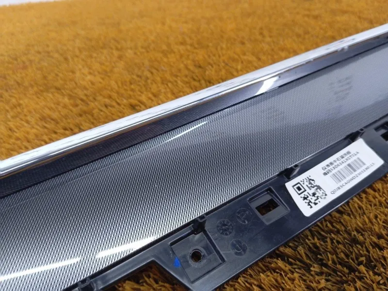 Накладка на торпедо