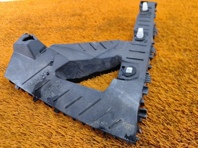 Кронштейн бампера