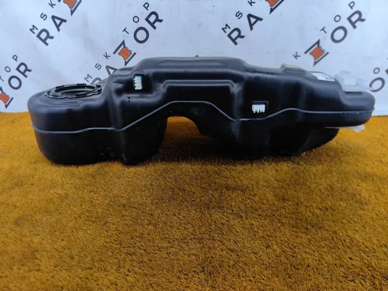 Бак топливный