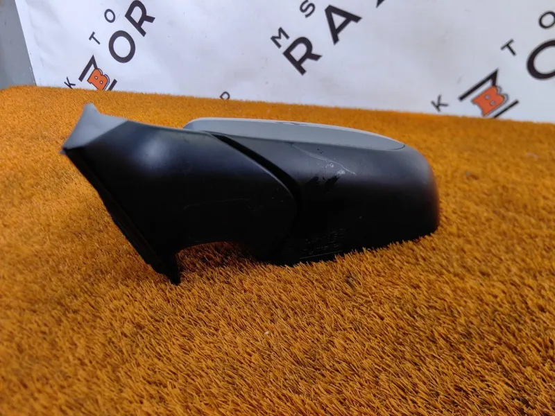 Зеркало боковое