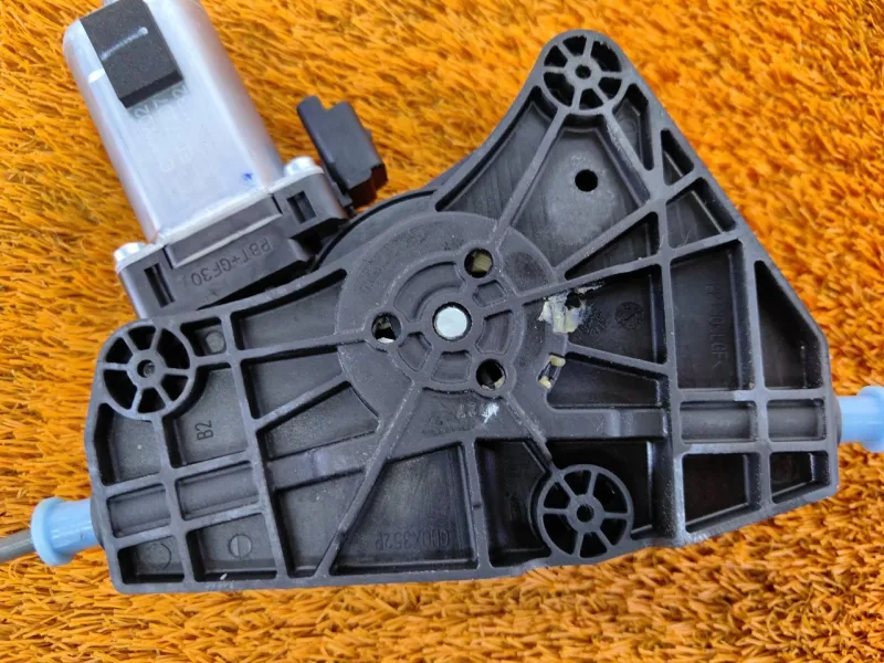 Стеклоподъемник