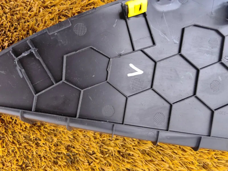 Накладка на торпедо