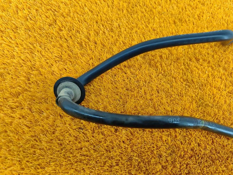 Патрубок радиатора