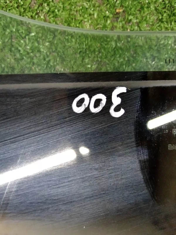 Стекло двери BMW 5-Series 2011 51357182125 F10/F11, заднее левое