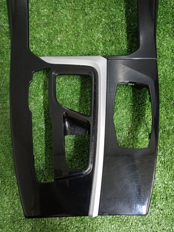 Накладка центральной консоли