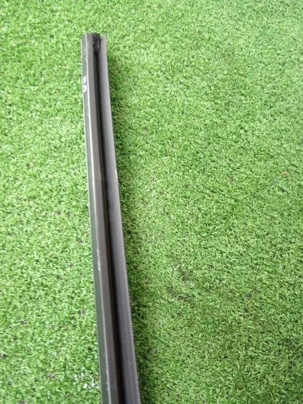 Уплотнитель стекла двери