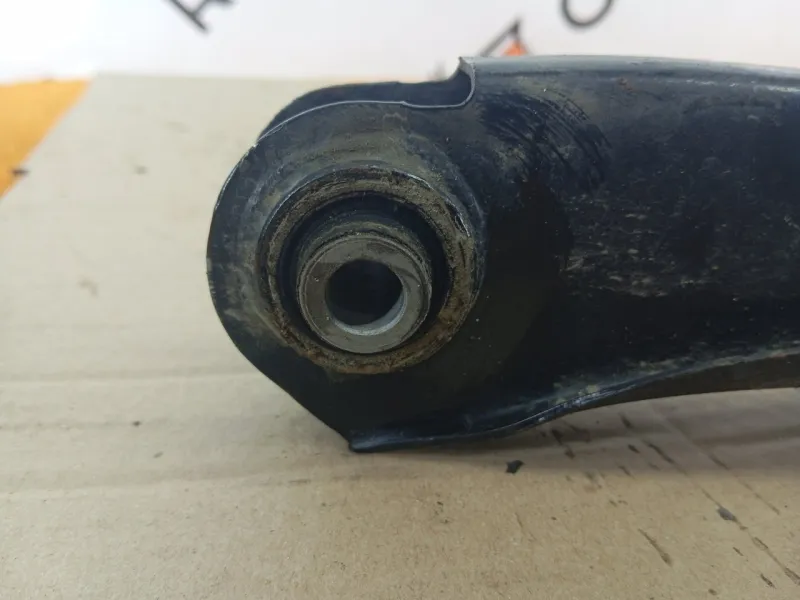 Рычаг подвески