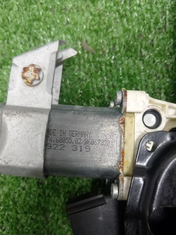 Стеклоподъемник BMW 5-Series 2007 51357075673 E60/E61, задний левый